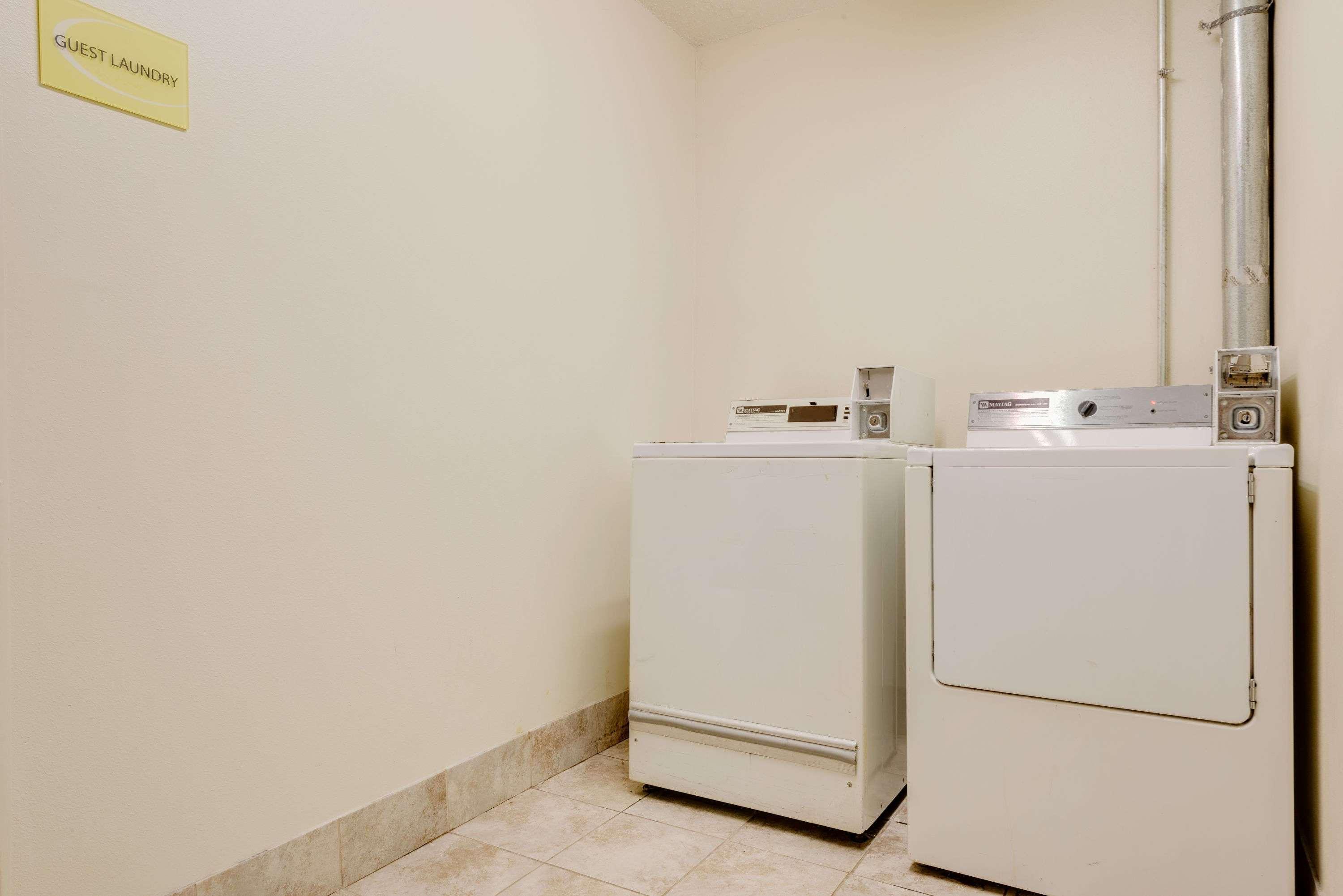 Super 8 By Wyndham Allentown Esterno foto